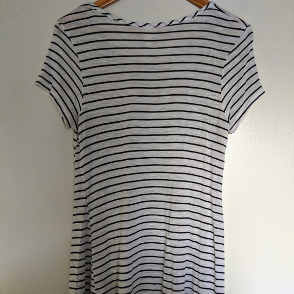 Striped Trapeze Tunic Top - Picture 2 of 4